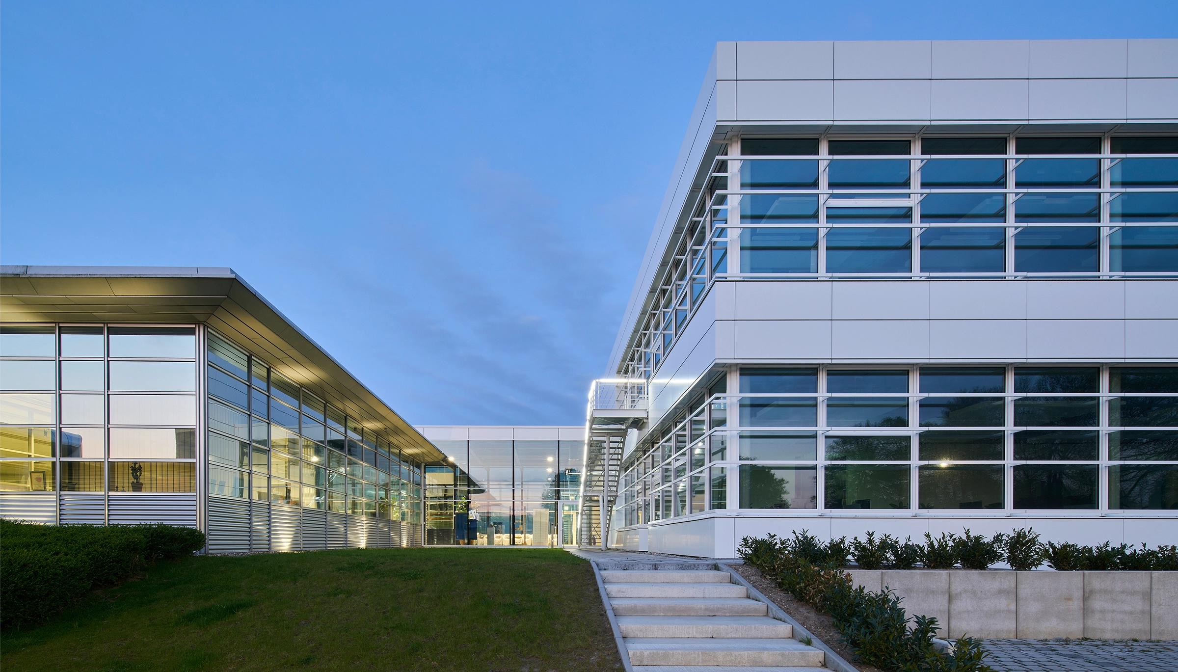Vanderlande Erweiterung mit Altbau